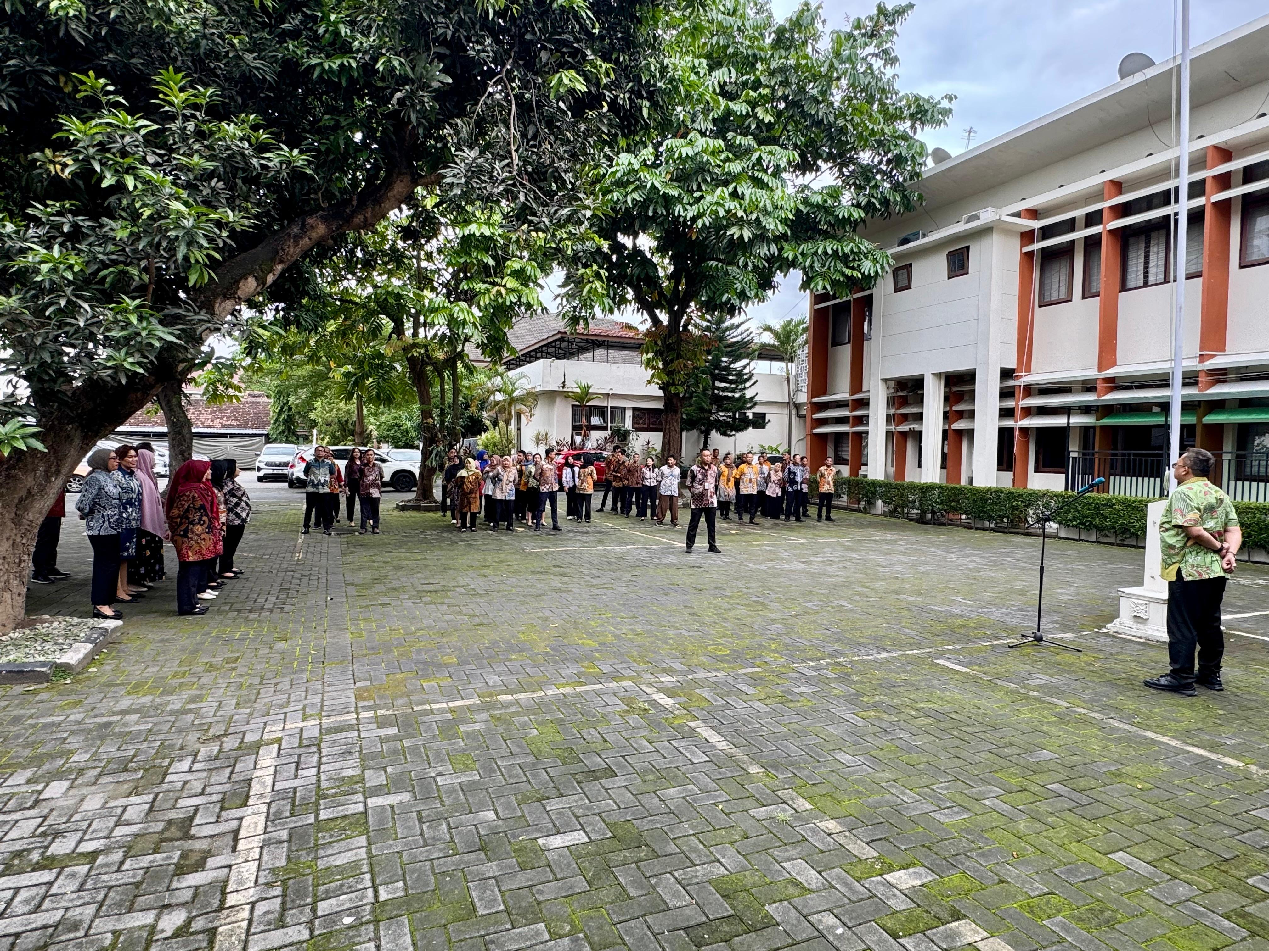 Apel Rutin Jumat Sore 13 Februari 2026 Apel Rutin Jumat Sore 13 Februari 2026