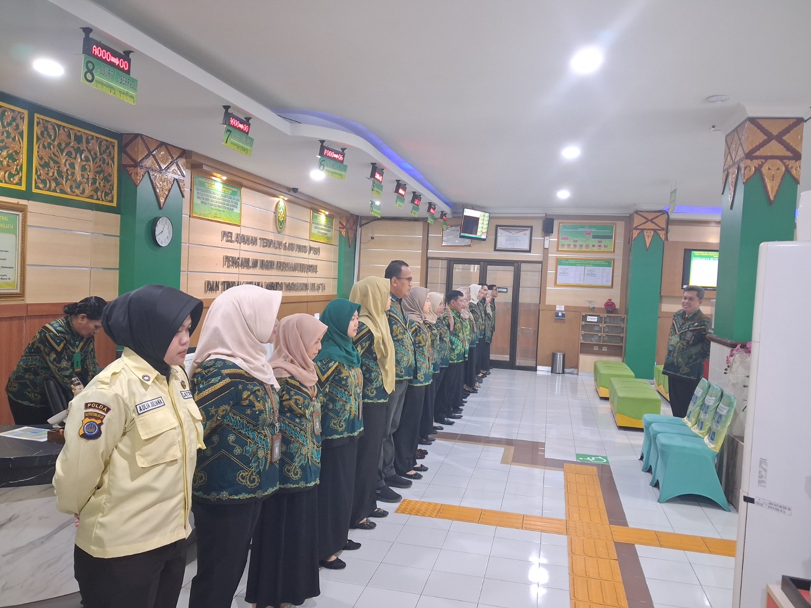 Apel Pagi Rutin Petugas PTSP 12 Februari 2026