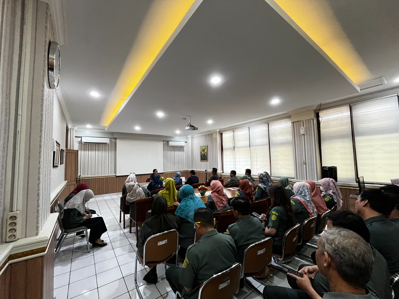 Rapat Kepaniteraan Bulan Februari 2026 Pengadilan Negeri Yogyakarta Rapat Kepaniteraan Bulan Februari 2026 Pengadilan Negeri Yogyakarta