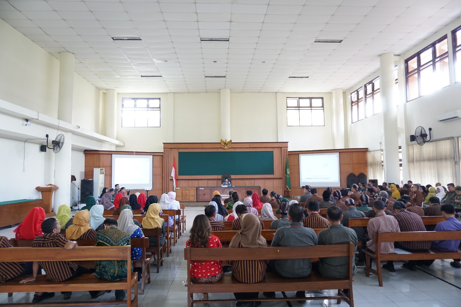 Rapat Pembinaan dan Evaluasi Kinerja Pengadilan Negeri Yogyakarta Februari 2026