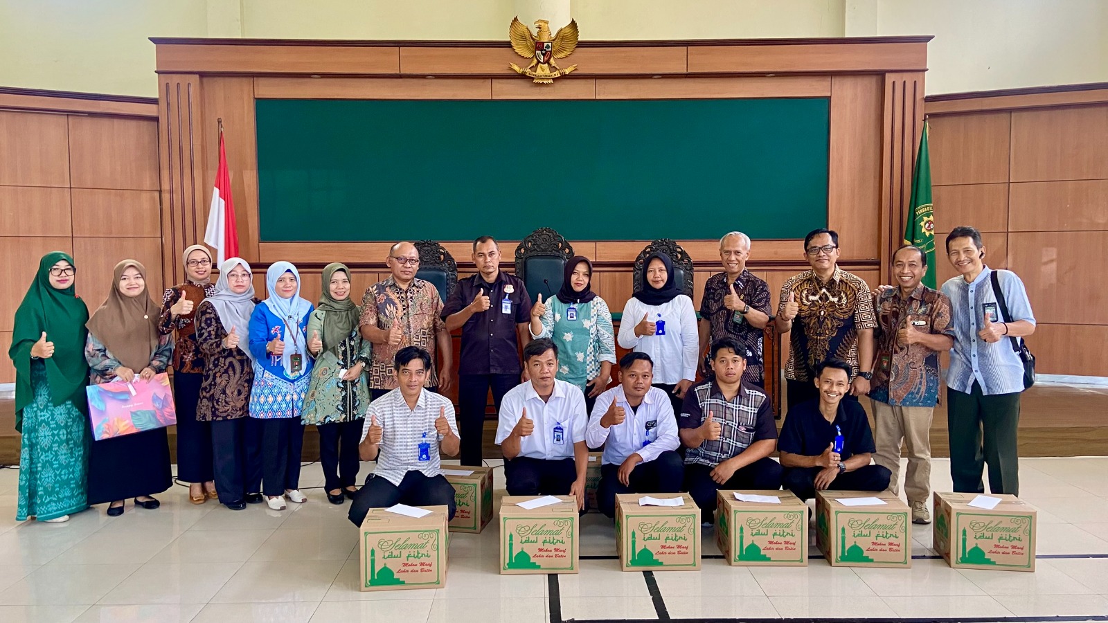 Berbagi / Tali Kasih kepada Tenaga Outsourcing