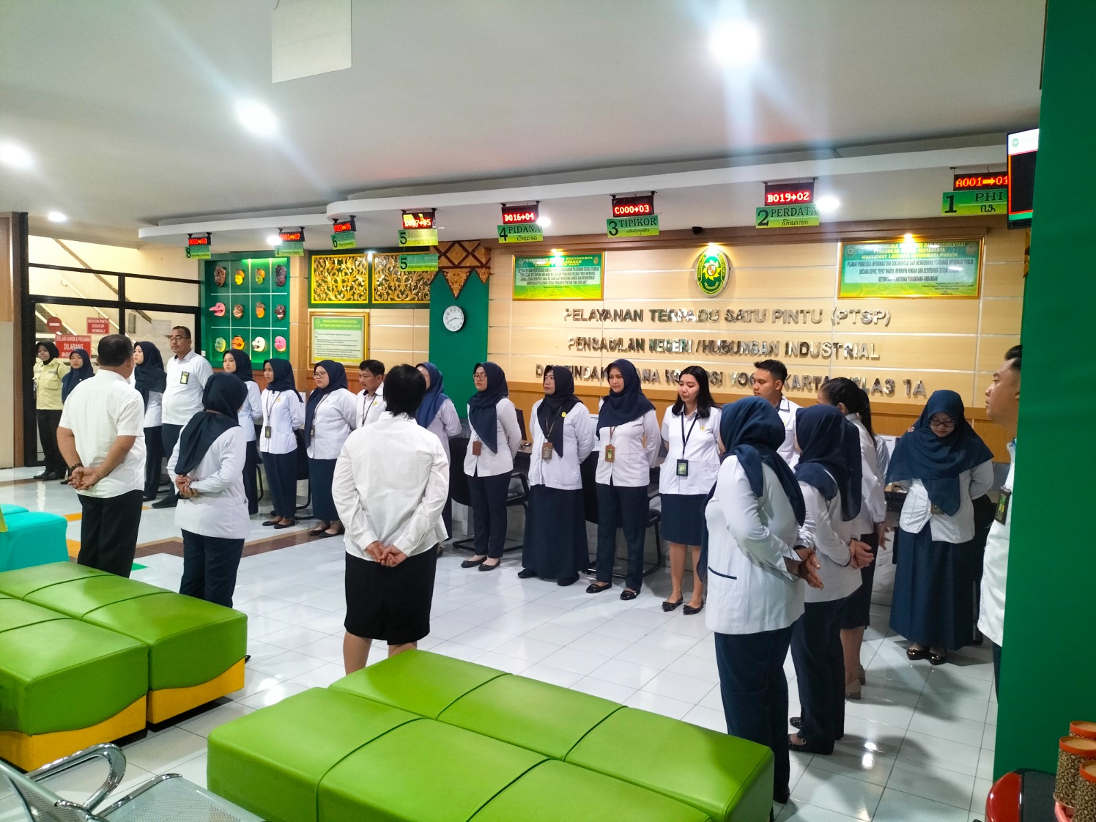 Apel Pagi Rutin Petugas PTSP 6 April 2026