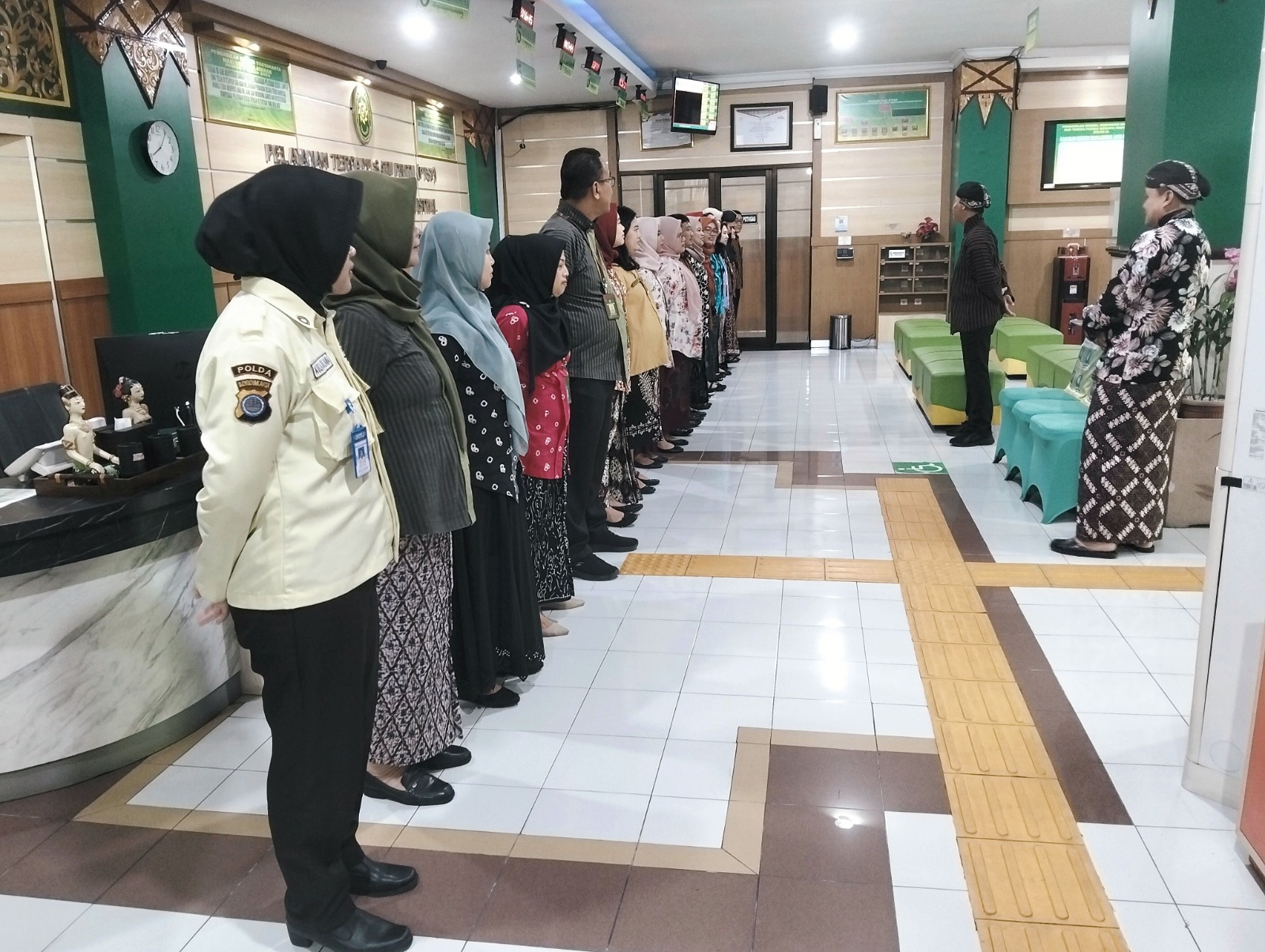 Apel Pagi Rutin Petugas PTSP 16 April 2026