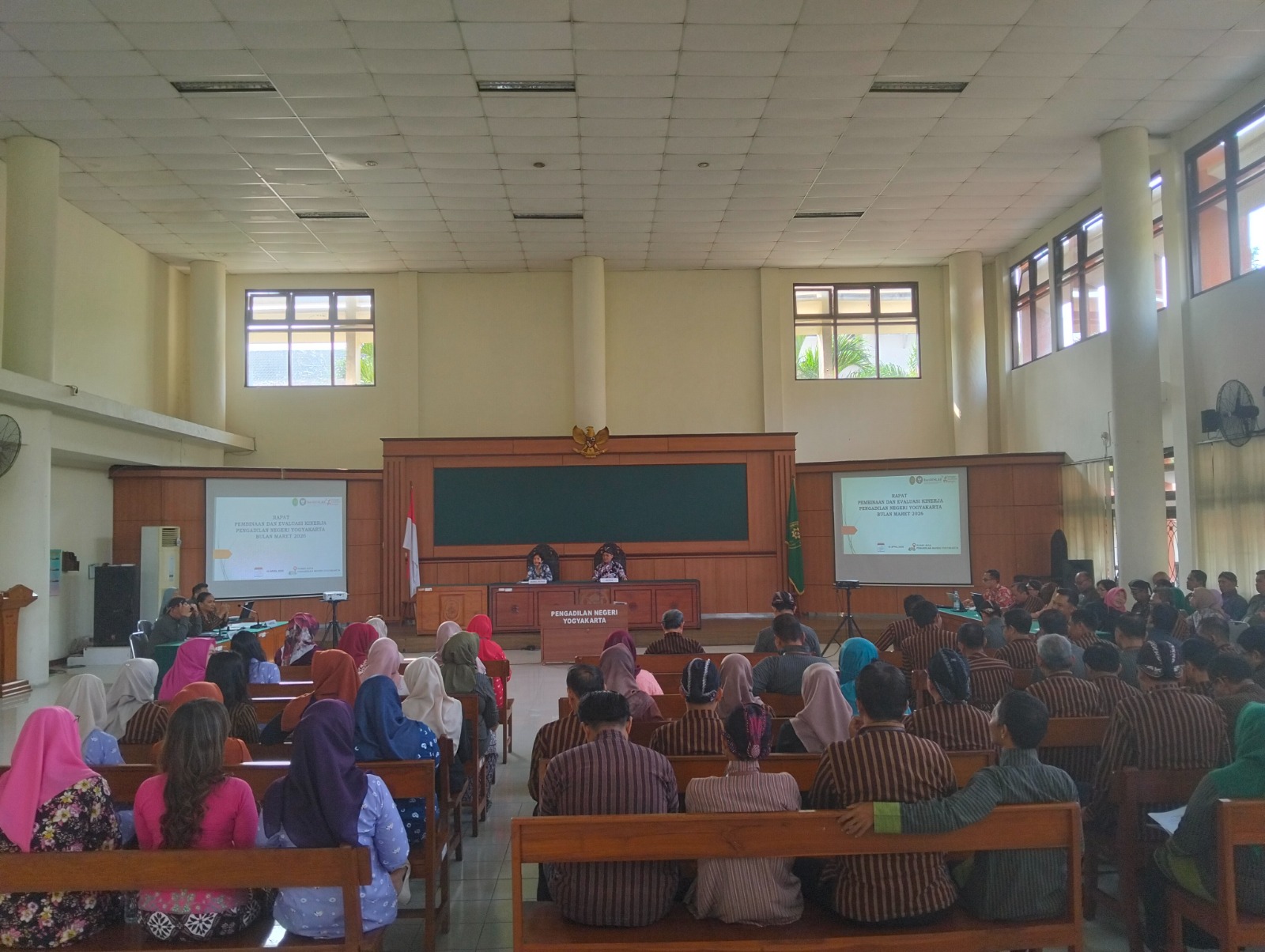 Rapat Monev Kinerja Triwulan I Pengadilan Negeri Yogyakarta