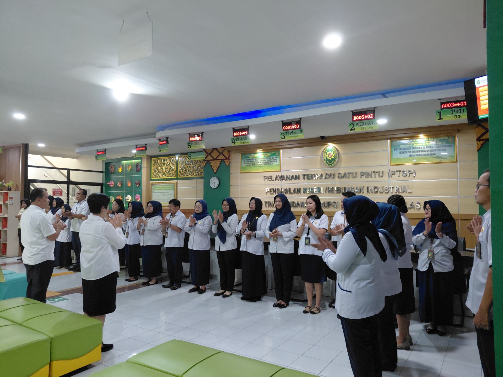 Apel Pagi Rutin Petugas PTSP 20 April 2026