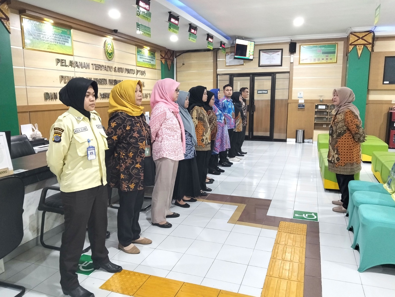 Apel Sore Rutin Petugas PTSP 24 April 2026