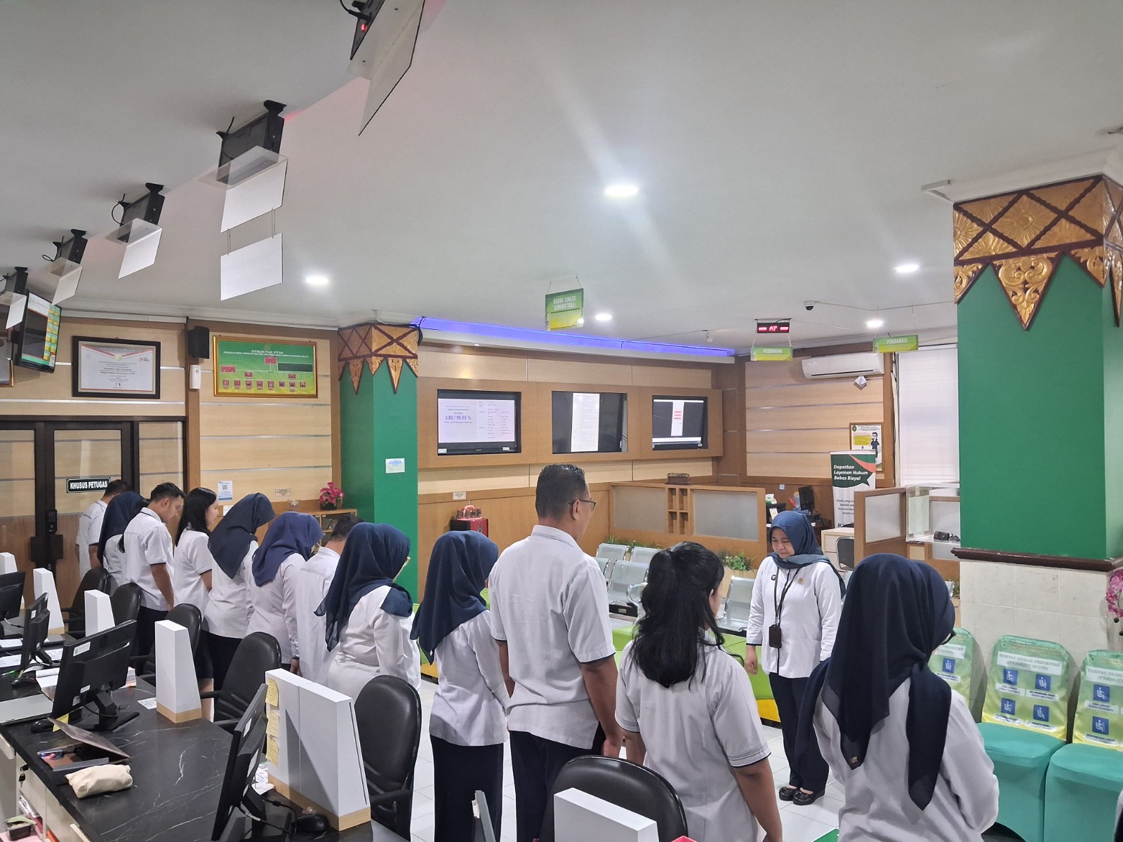 Apel Sore Rutin Petugas PTSP 4 Mei 2026