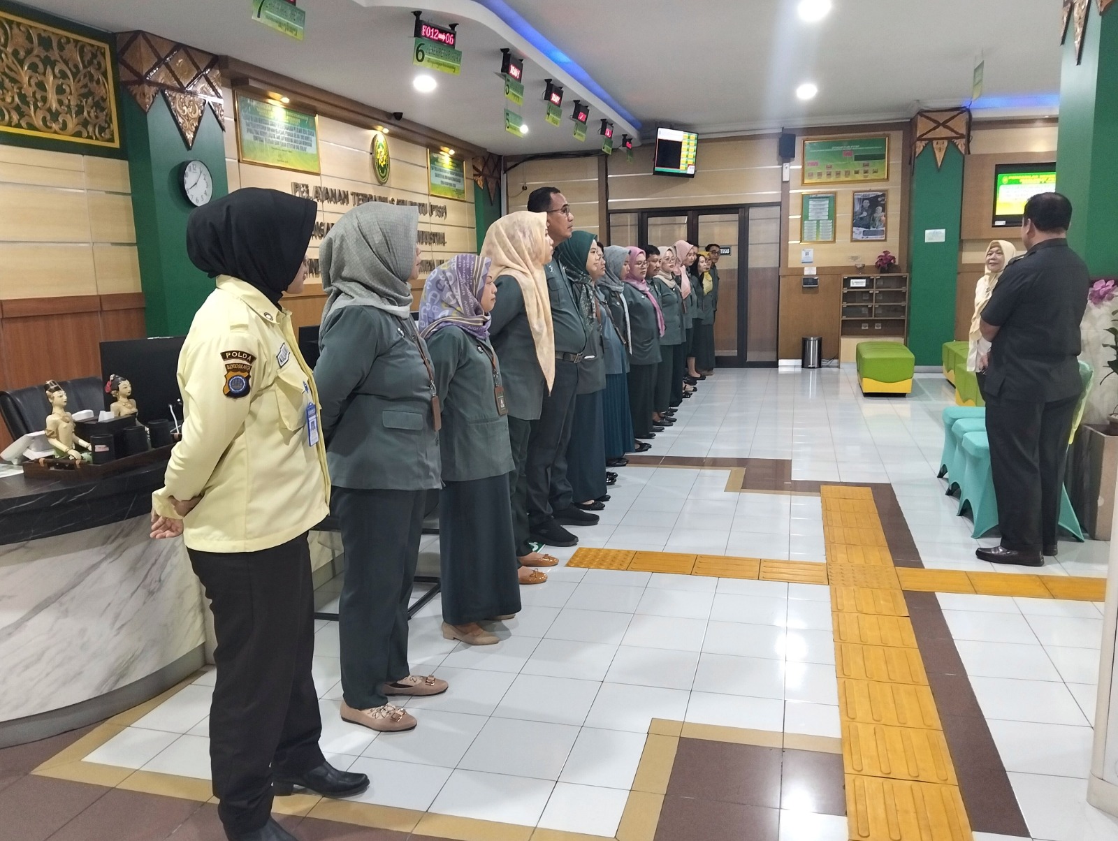 Apel Pagi Rutin Petugas PTSP 13 Mei 2026