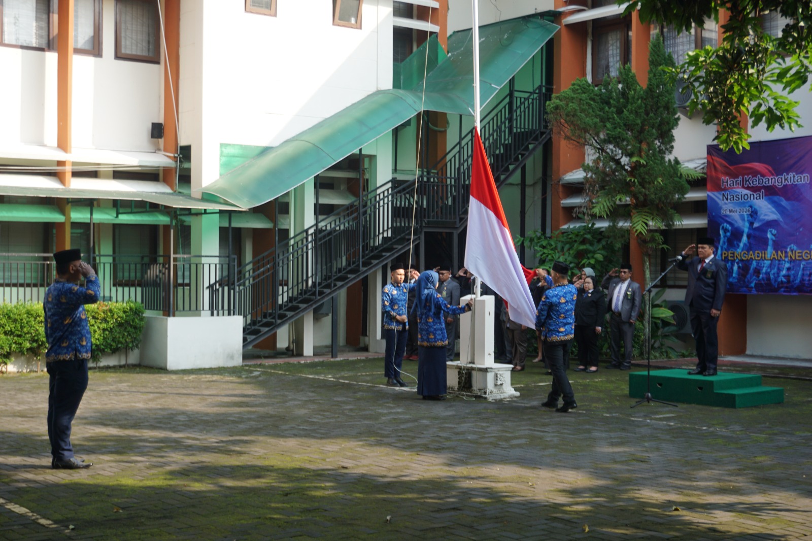 Pengadilan Negeri Yogyakarta Melaksanakan Upacara Bendera Hari Kebangkitan Nasional ke-118 
