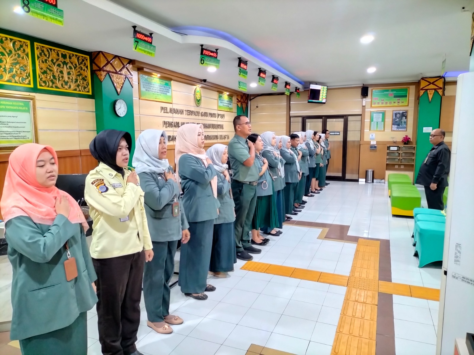 Apel Pagi Rutin Petugas PTSP 3 Juni 2026