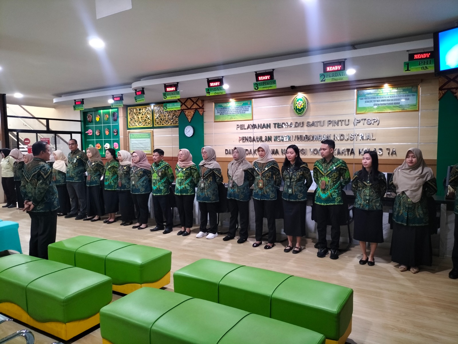 Apel Pagi Rutin Petugas PTSP 11 Juni 2026 Apel Pagi Rutin Petugas PTSP 11 Juni 2026