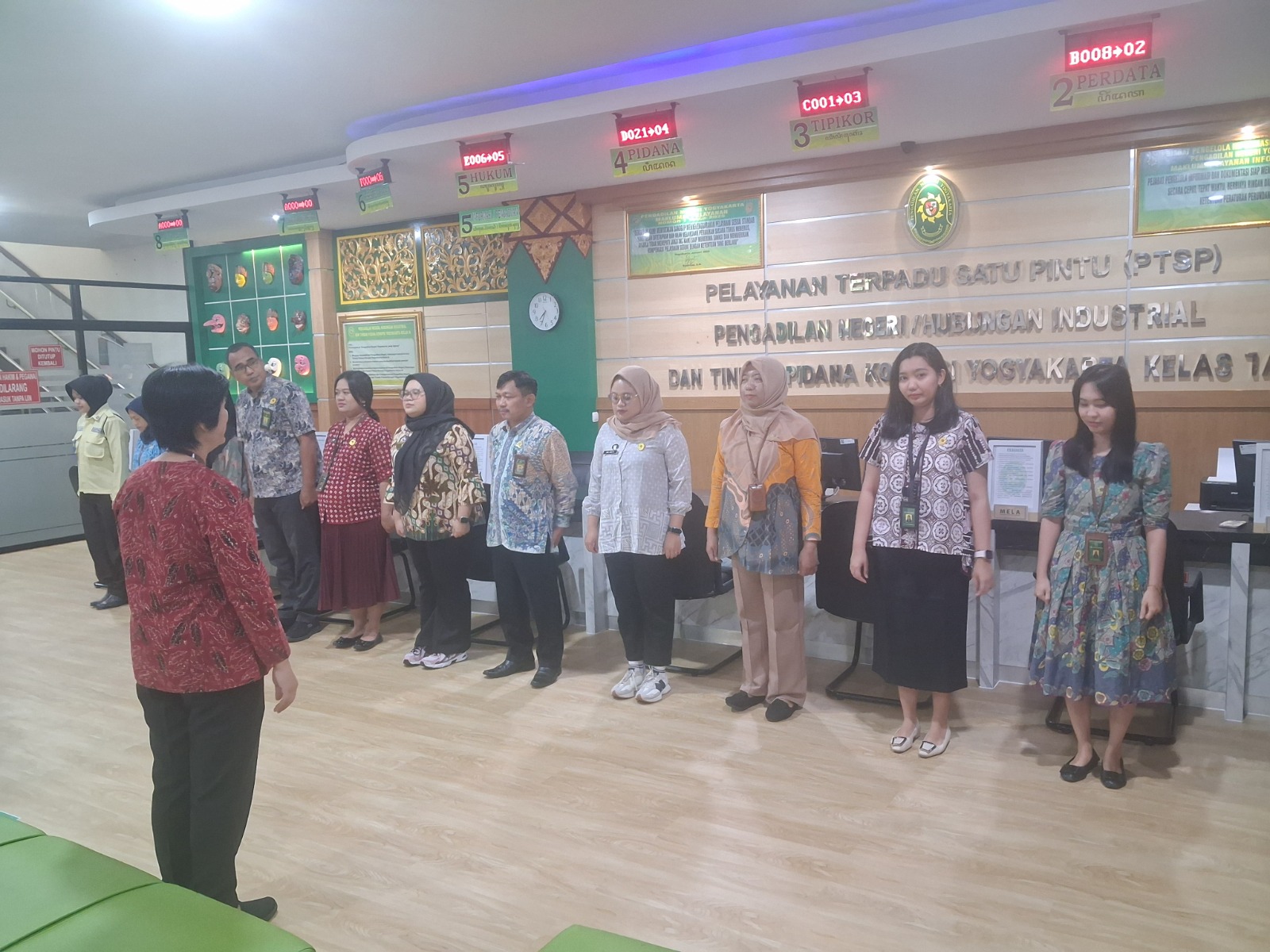 Apel Pagi Petugas PTSP 12 Juni 2026 Apel Pagi Petugas PTSP 12 Juni 2026