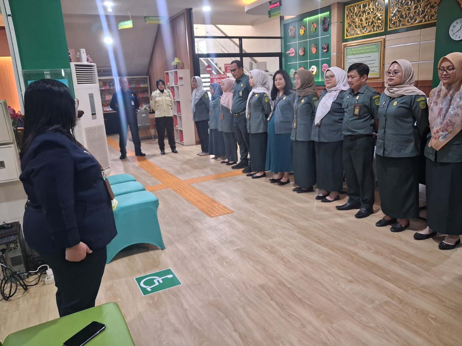 Apel Sore Rutin Petugas PTSP 1 Juli 2026 Apel Sore Rutin Petugas PTSP 1 Juli 2026