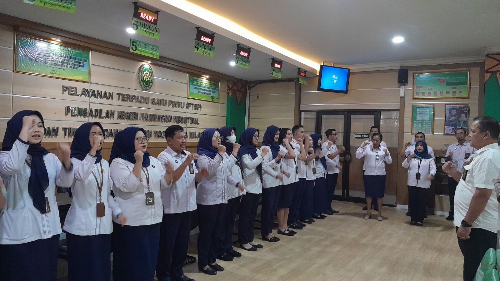 Apel Pagi Rutin Petugas PTSP 6 Juli 2026