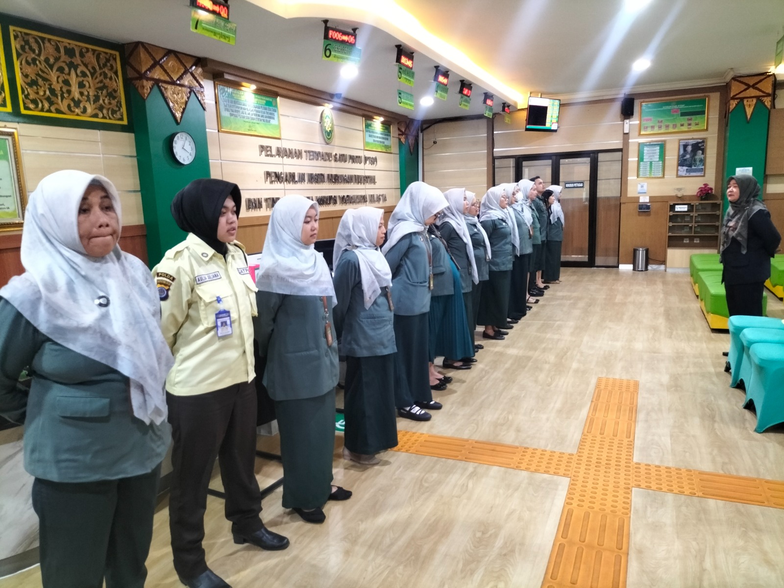 Apel Sore Rutin Petugas PTSP 8 Juli 2026 Apel Sore Rutin Petugas PTSP 8 Juli 2026