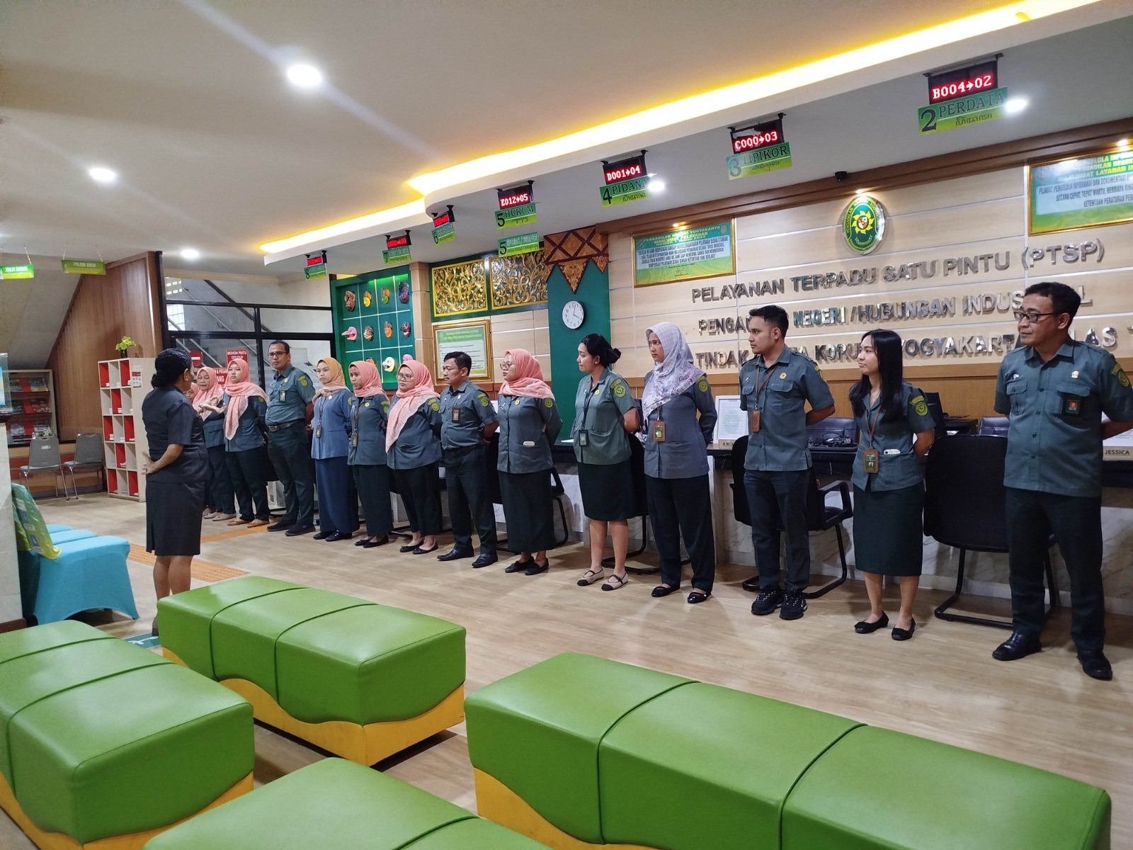 Apel Sore Rutin Petugas PTSP 15 Juli 2026 Apel Sore Rutin Petugas PTSP 15 Juli 2026