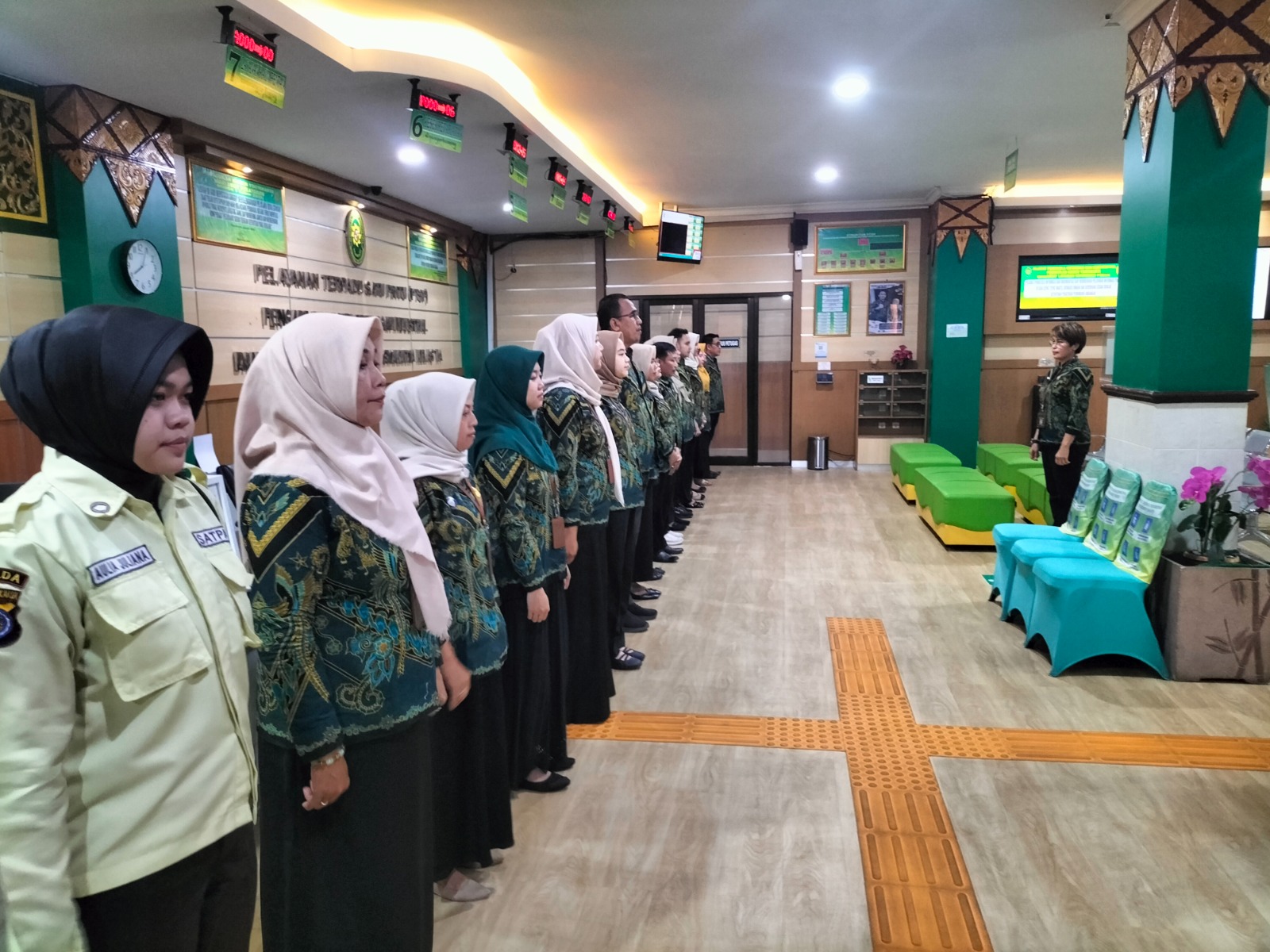 Apel Pagi Rutin Petugas PTSP 16 Juli 2026