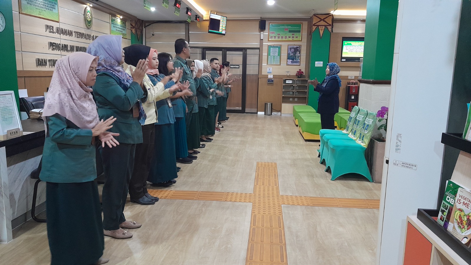 Apel Sore Rutin Petugas PTSP 22 Juli 2026 Apel Sore Rutin Petugas PTSP 22 Juli 2026