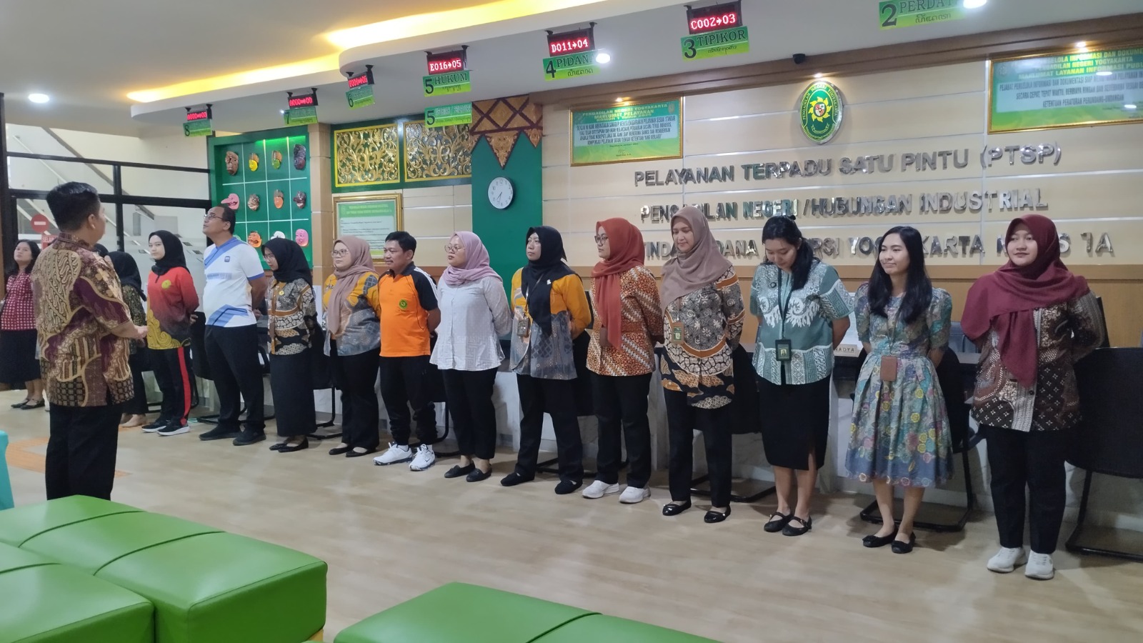 Apel Pagi Rutin Petugas PTSP 24 Juli 2026 Apel Pagi Rutin Petugas PTSP 24 Juli 2026