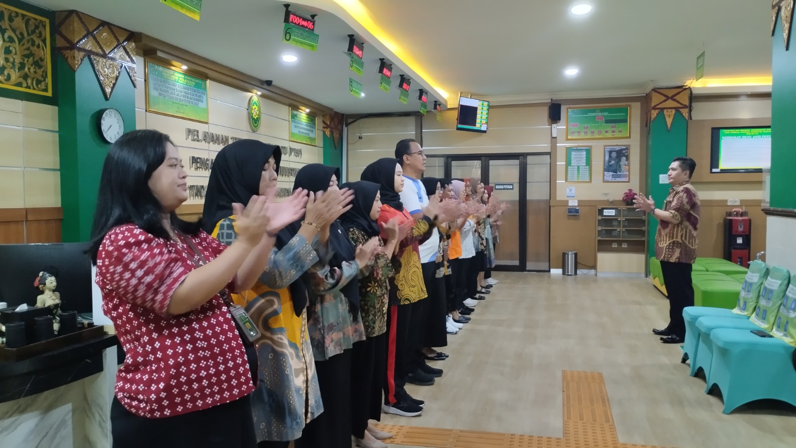 Apel Pagi Rutin Petugas PTSP 24 Juli 2026