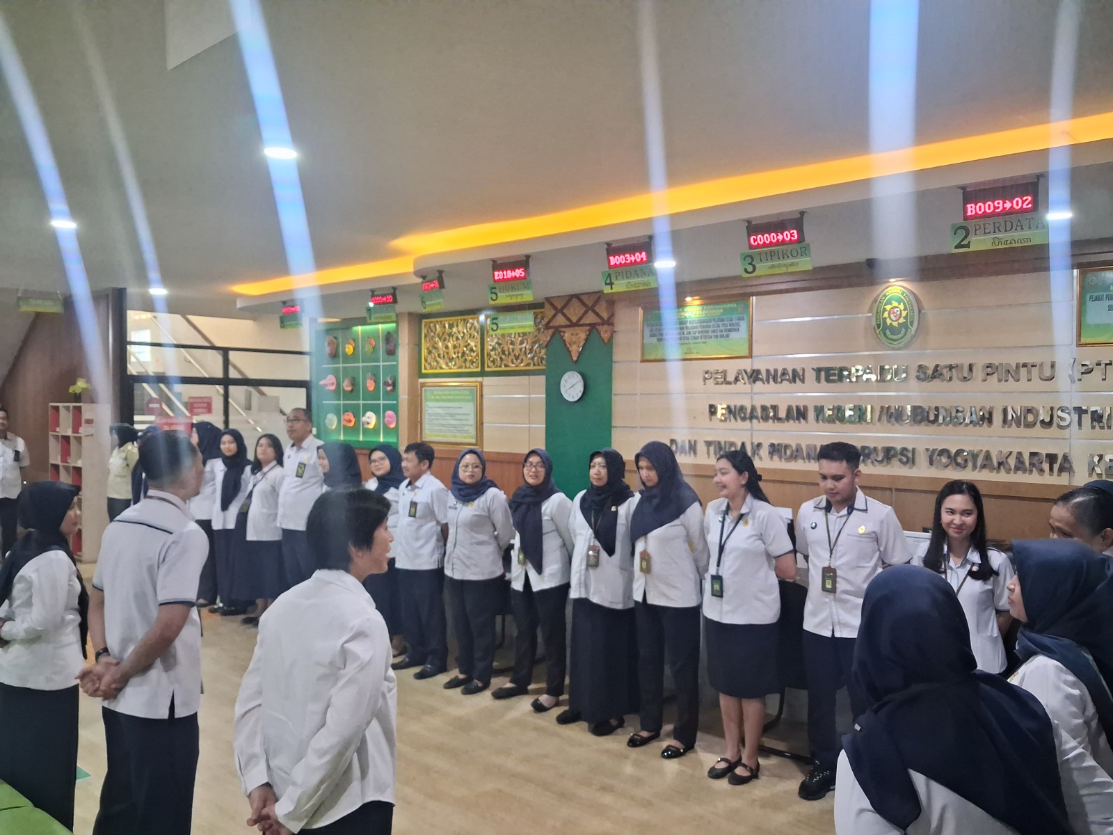 Apel Pagi Rutin Petugas PTSP 27 Juli 2026