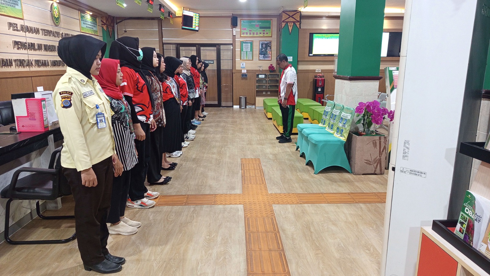 Apel Pagi Rutin Petugas PTSP 14 Agustus 2026 Apel Pagi Rutin Petugas PTSP 14 Agustus 2026