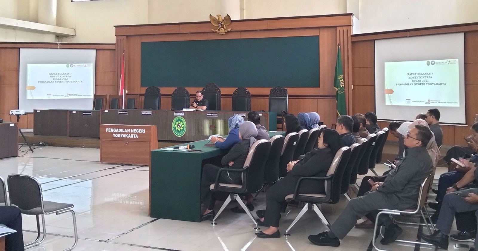 Rapat Bulanan / Monev Kinerja Bulan Juli 2026 Pengadilan Negeri Yogyakarta Rapat Bulanan / Monev Kinerja Bulan Juli 2026 Pengadilan Negeri Yogyakarta