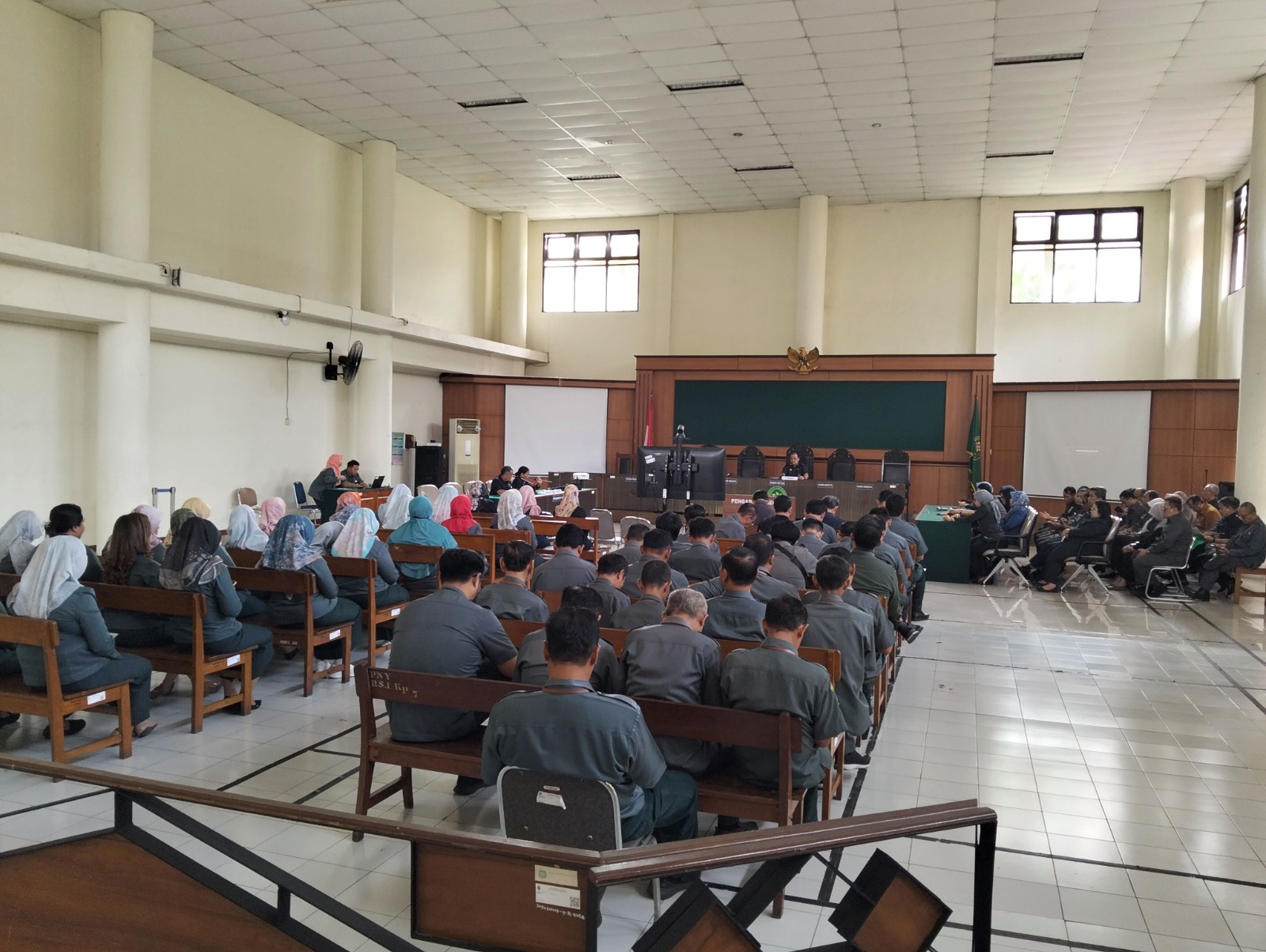 Rapat Monev Pembangunan Zona Integritas Pengadilan Negeri Yogyakarta Bulan Juli 2026 Rapat Monev Pembangunan Zona Integritas Pengadilan Negeri Yogyakarta Bulan Juli 2026