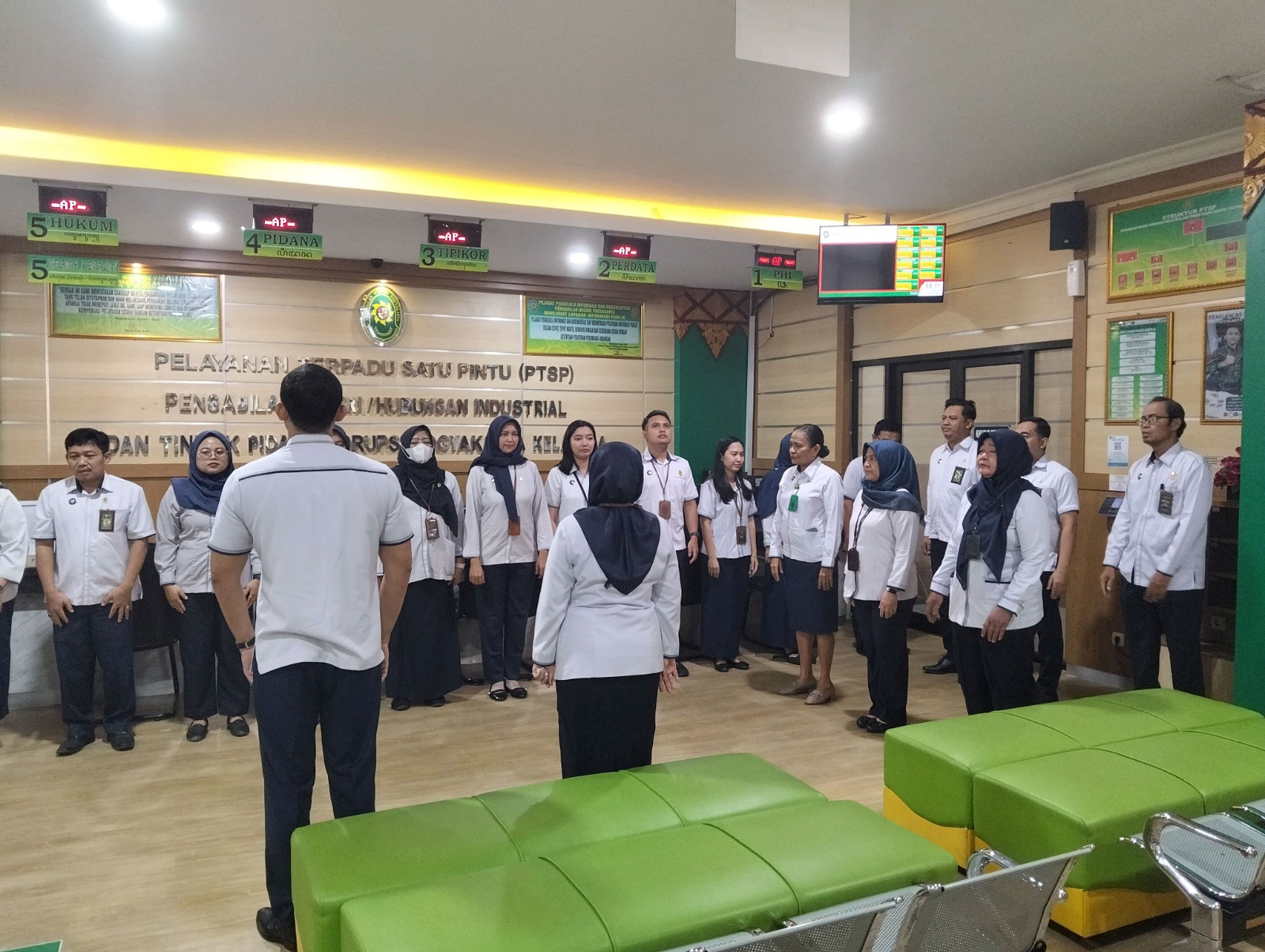 Apel Pagi Petugas PTSP 28 September 2026 Pengadilan Negeri Yogyakarta