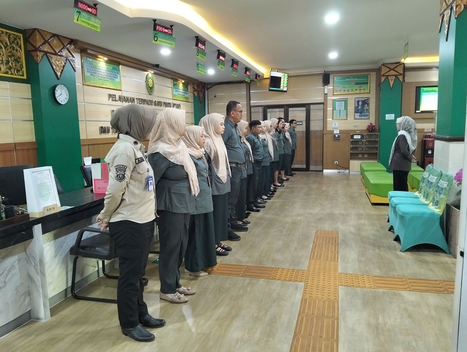 Apel Pagi Rutin Petugas PTSP 20 Oktober 2026